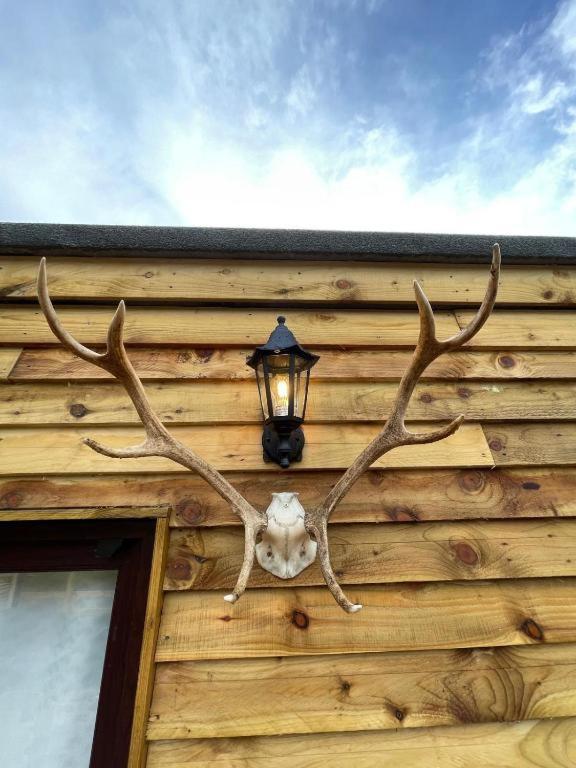 Highland Retreats Cannich Экстерьер фото
